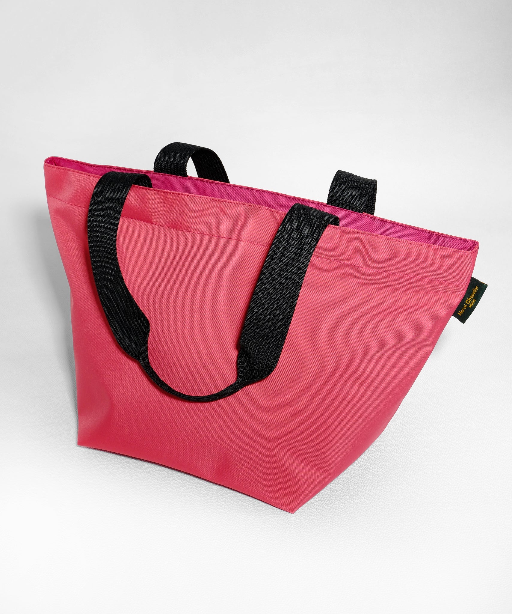 Shoulder bags