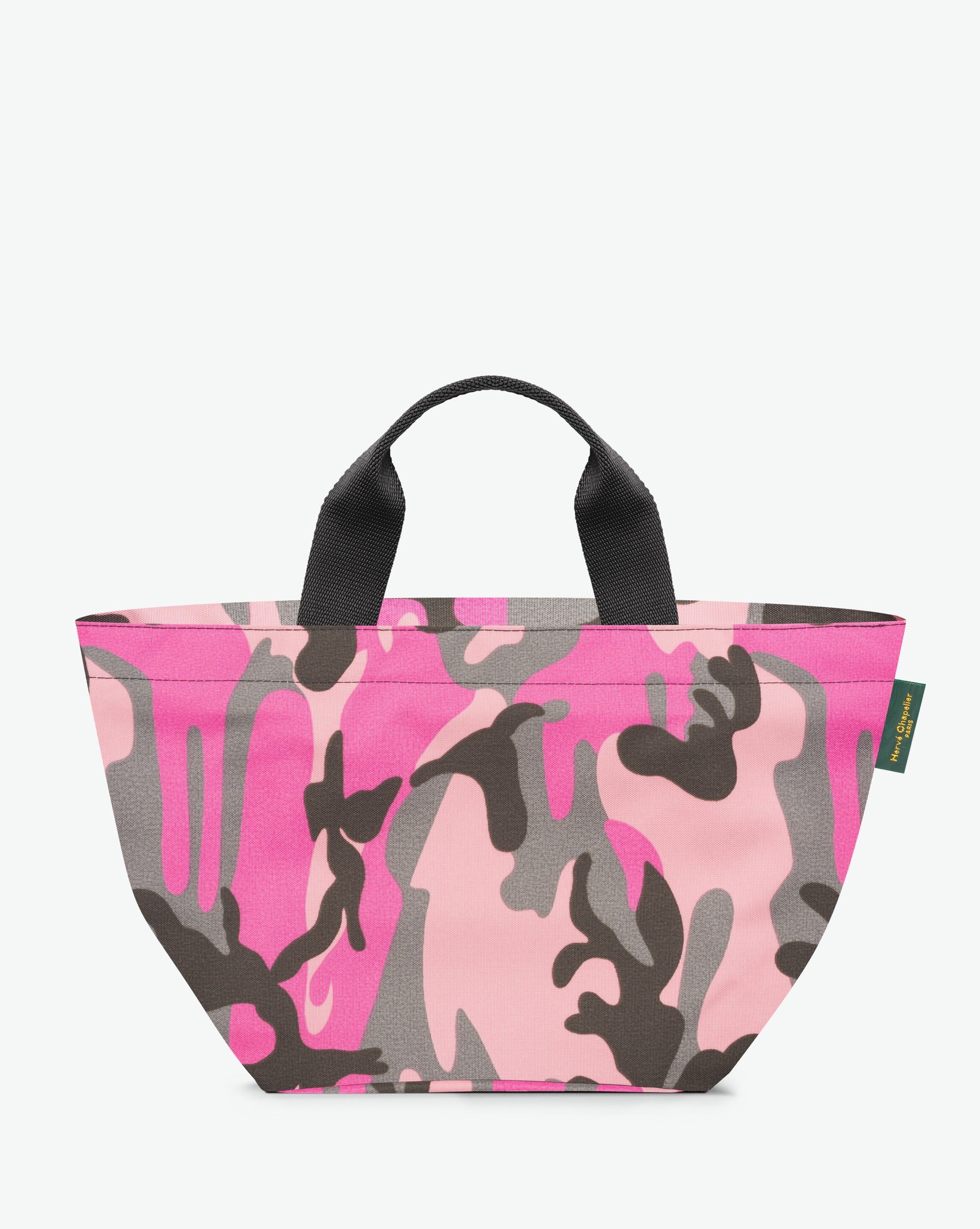 Packshot of a 1027F tote bag with short polyprop handle and a zipper and an inside pocket. The bag is made of printed nylon in a medium size. Sac cabas a poignees courtes en nylon imprime dans un format M