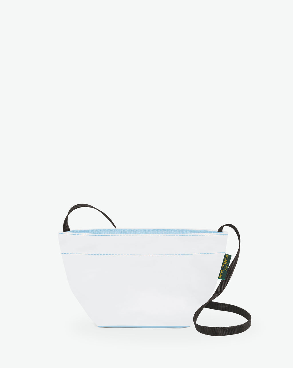 Packshot of a 1927N shoulder crossbody bag with a long handle in polyamide webbing and a zipper. The bag is made of solid nylon in an extra-small size. Mini sac bandouliere epaule fond carre uni taille XS