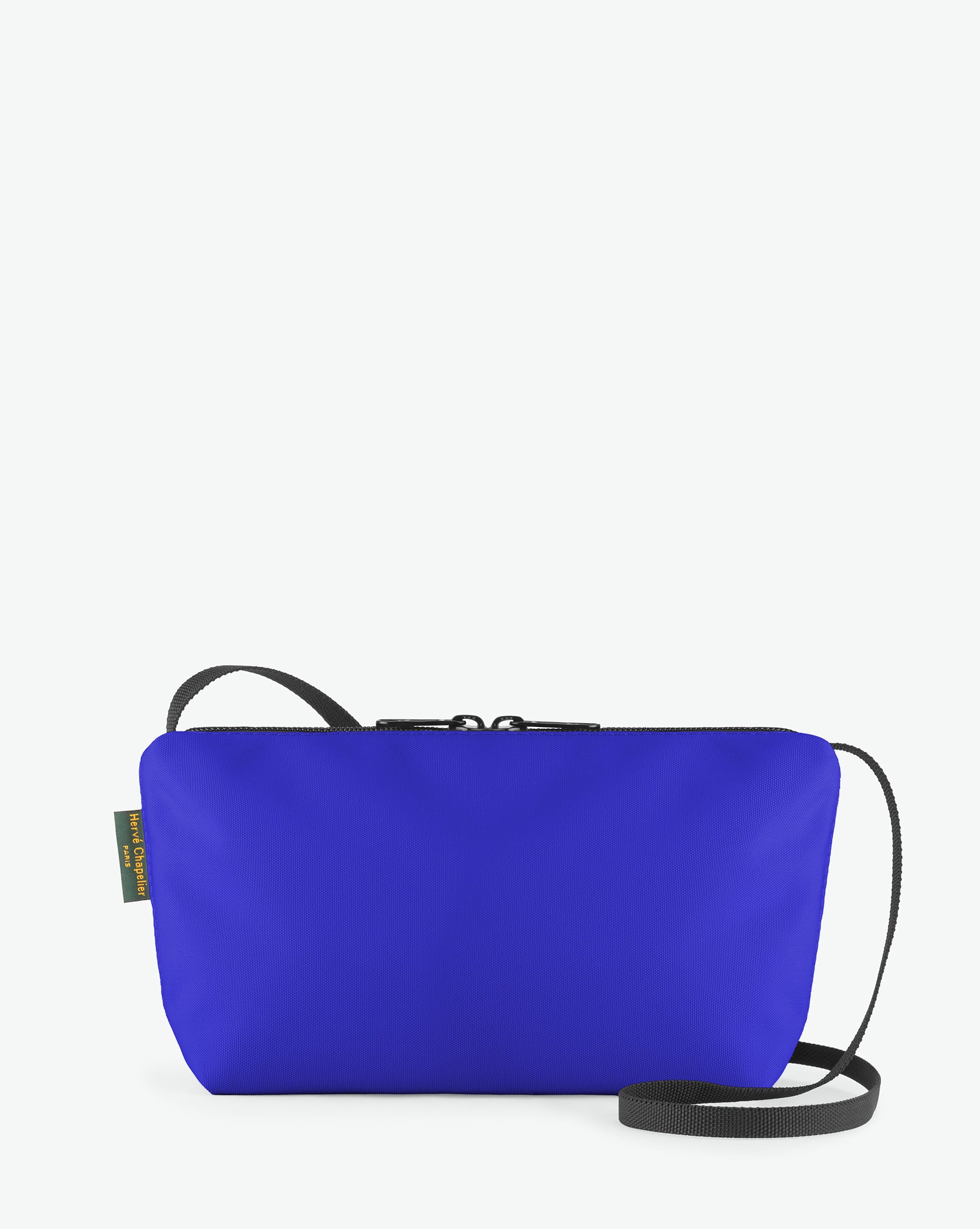 Packshot of a 2884N shoulder crossbody bag with a long handle in polyamide webbing and a zip with double closure. The bag is made of solid nylon, in a rectangular size. Sac bandouliere epaule en nylon uni taille S