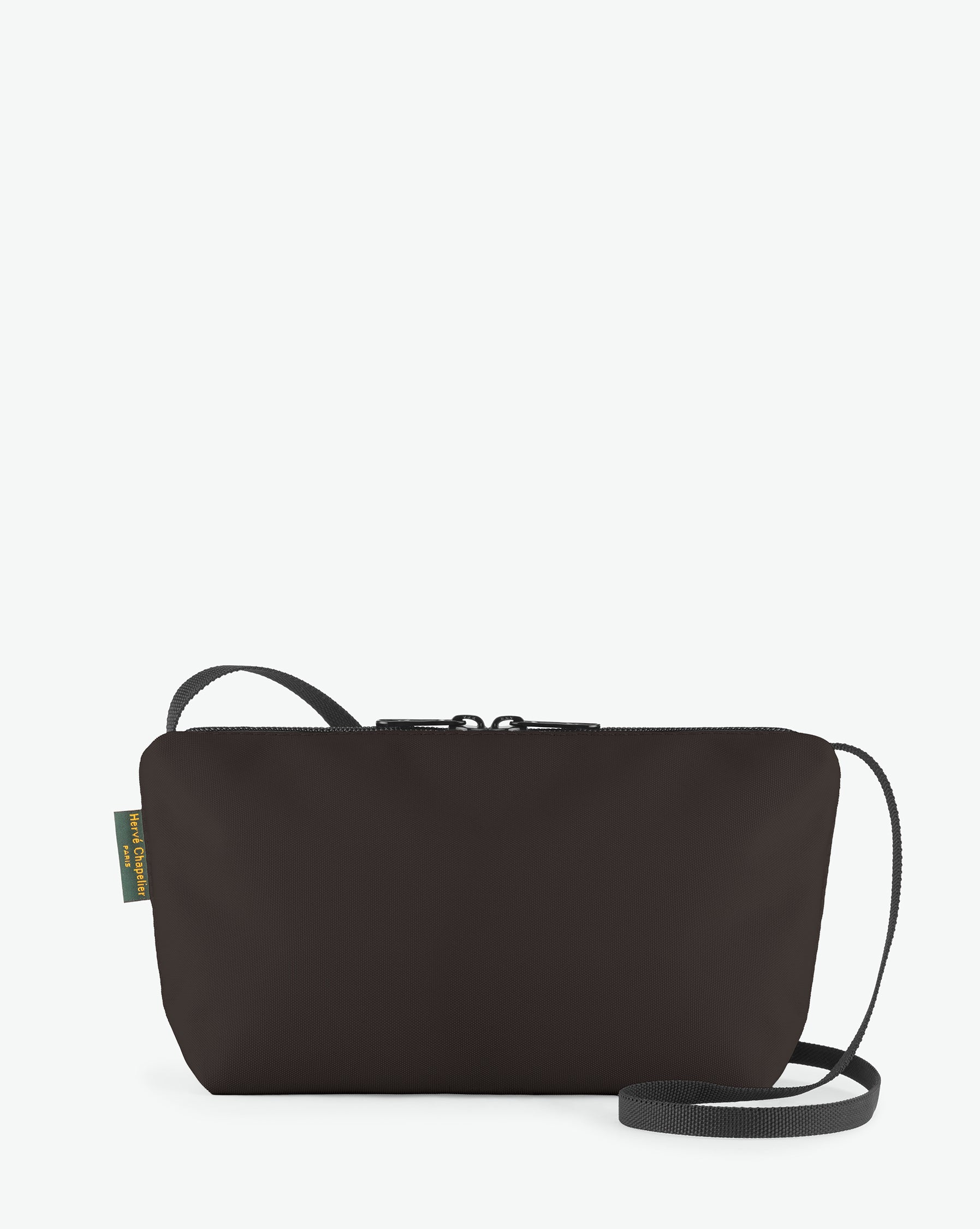 Packshot of a 2884N shoulder crossbody bag with a long handle in polyamide webbing and a zip with double closure. The bag is made of solid nylon, in a rectangular size. Sac bandouliere epaule en nylon uni taille S