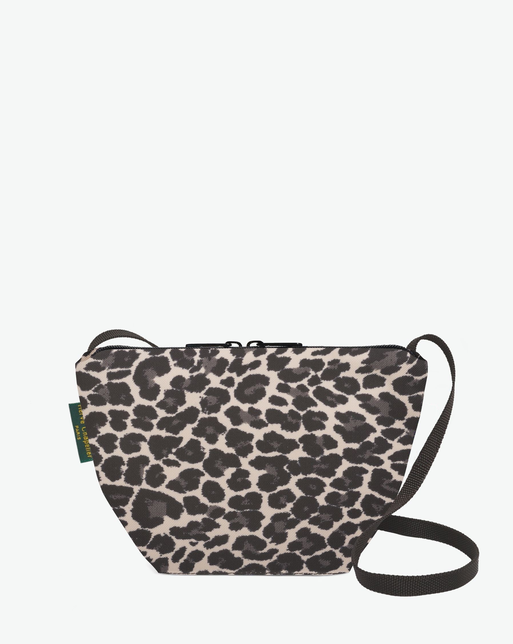 Packshot of a 2885F shoulder crossbody bag with a long handle in polyamide webbing and a zip with double closure. The bag is made of printed nylon in a small size. Sac bandouliere epaule tissu imprime taille S