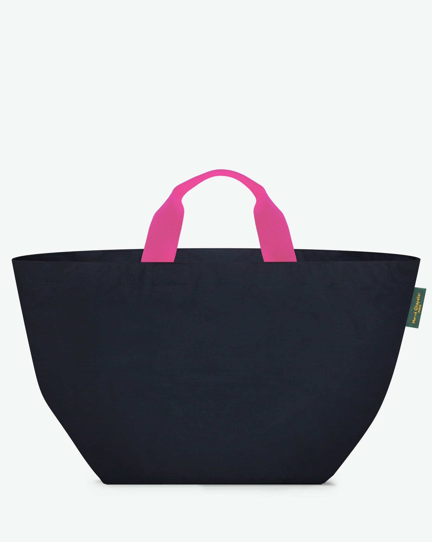 Packshot of a 848C travel bag square bottom with short polycotton handles and a zipper and an inside pocket. This extra-large bag is made of solid polyamide. Sac cabas a poignees courtes en polyamide uni format XL