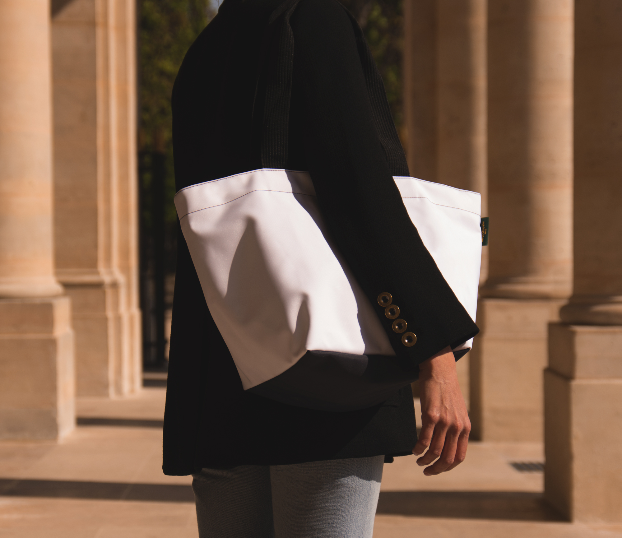HERVE CHAPELIER - OFFICIAL WEBSITE - Bags made of pebbled grain 