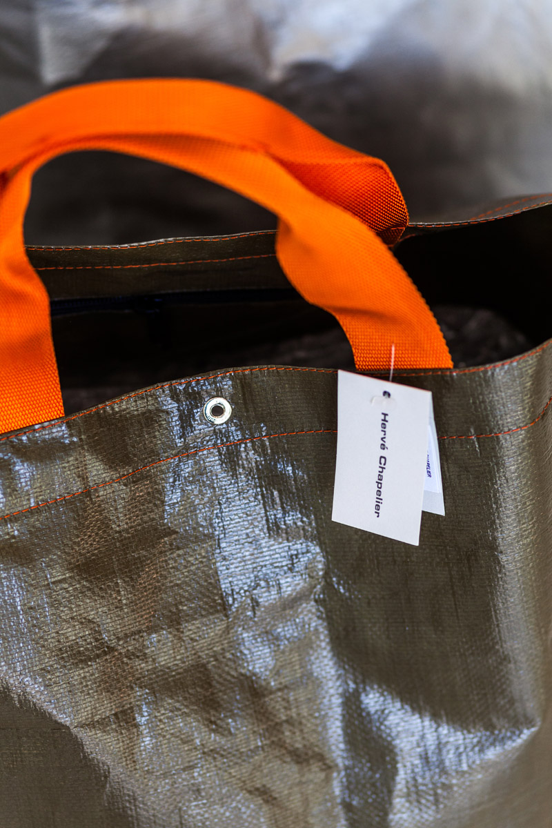 HERVE CHAPELIER - OFFICIAL WEBSITE - Bags made of pebbled grain