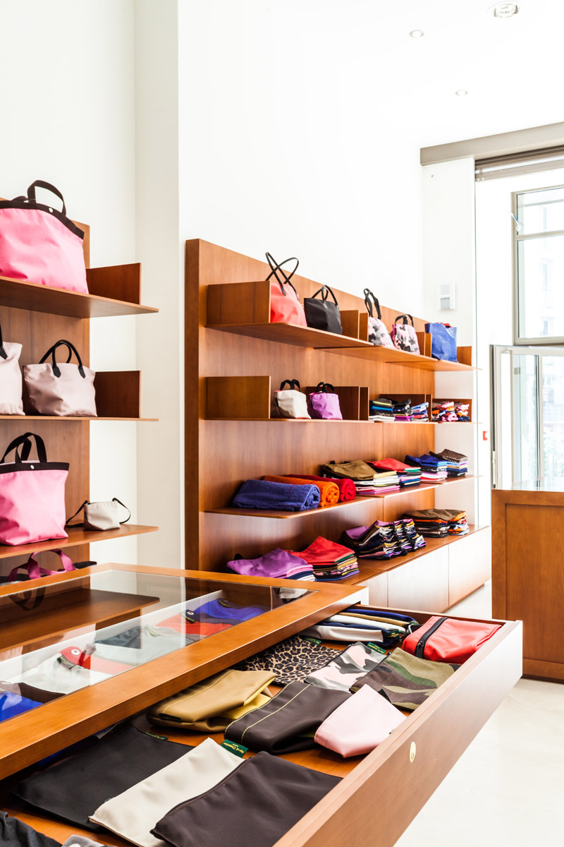 HERVE CHAPELIER - OFFICIAL WEBSITE - Bags made of pebbled grain